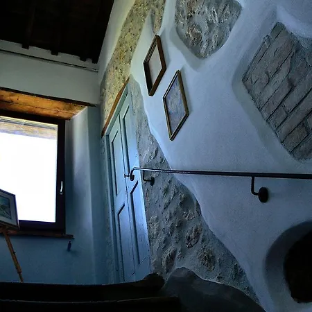La Tana Del Riccio فندق مبيت وإفطار Bazzano di Spoleto