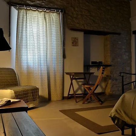 La Tana Del Riccio B&B *